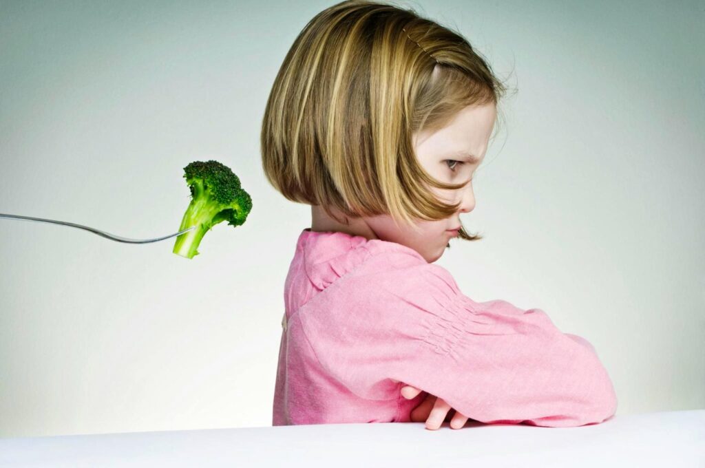 Faire manger des brocolis aux enfants sans pression